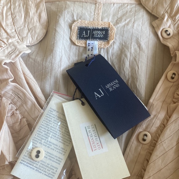 Armani Jeans shirt with ruffles - Picture 7 of 8